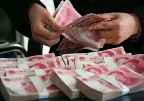 成都要债公司：别人欠多少钱可以起诉立案